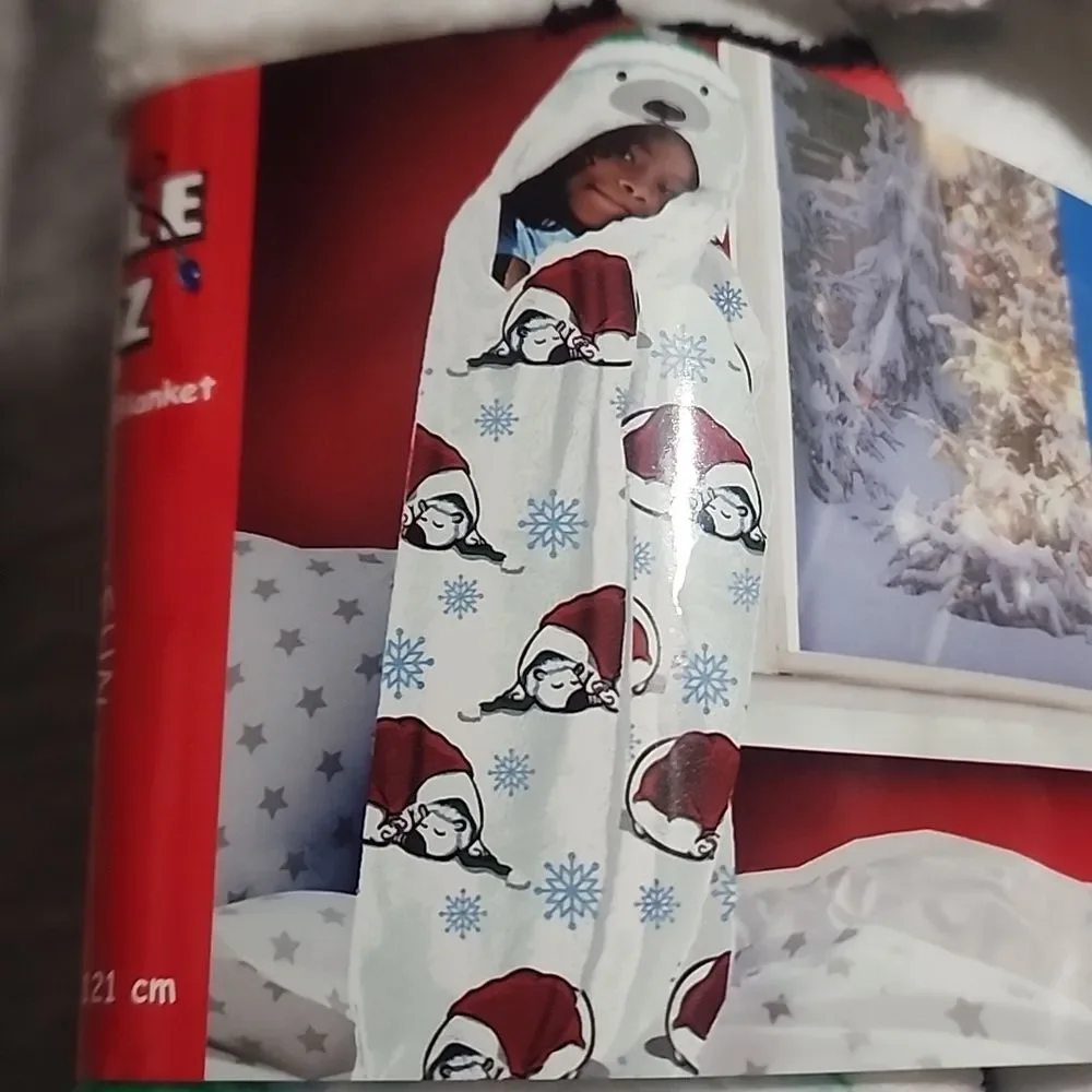 Polar Bears Kids Velvet Hooded Blanket Size 40in X 47.5 in